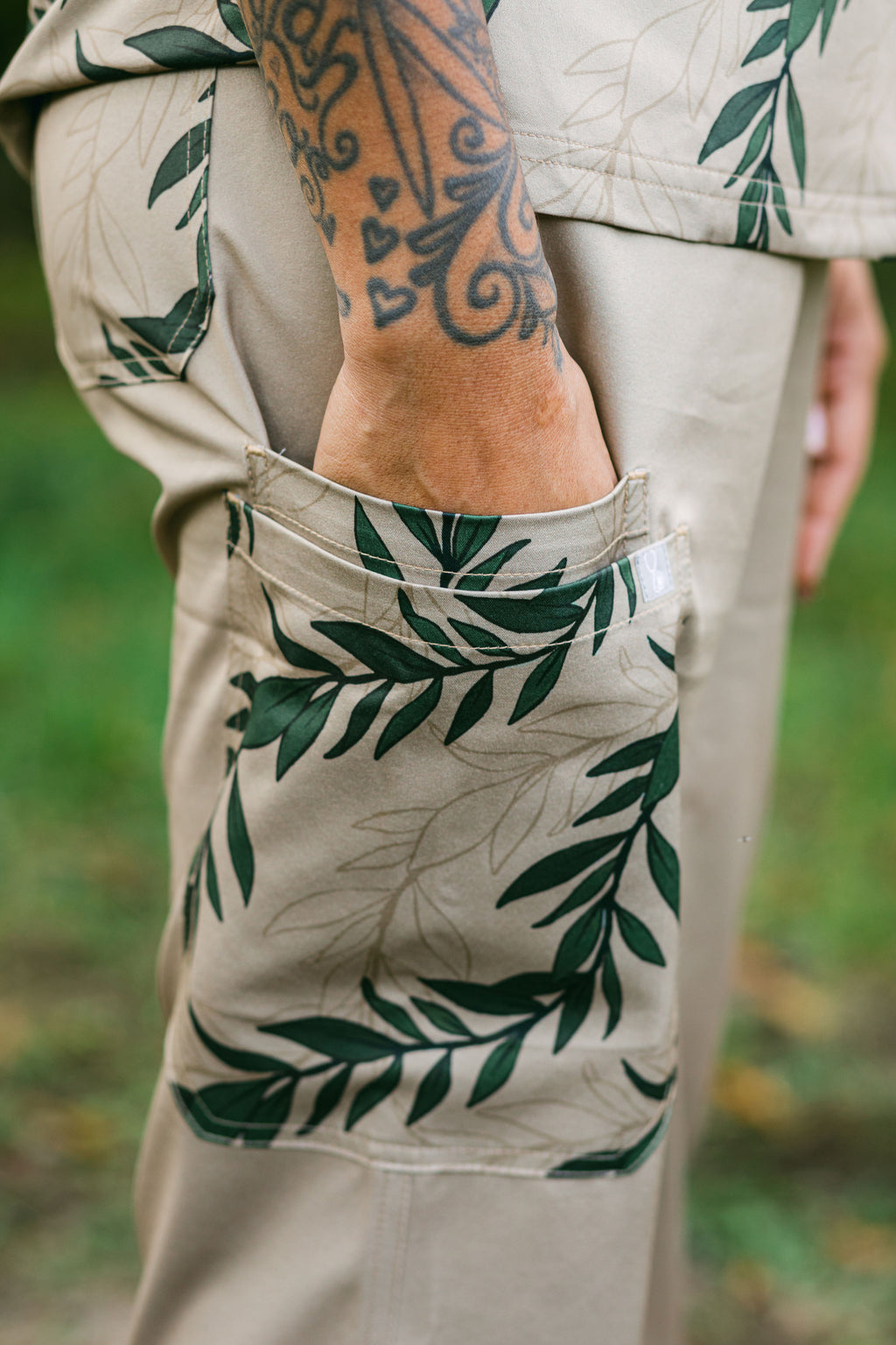 Women's Wide Leg Scrub Pants - 'Iliahi Beige