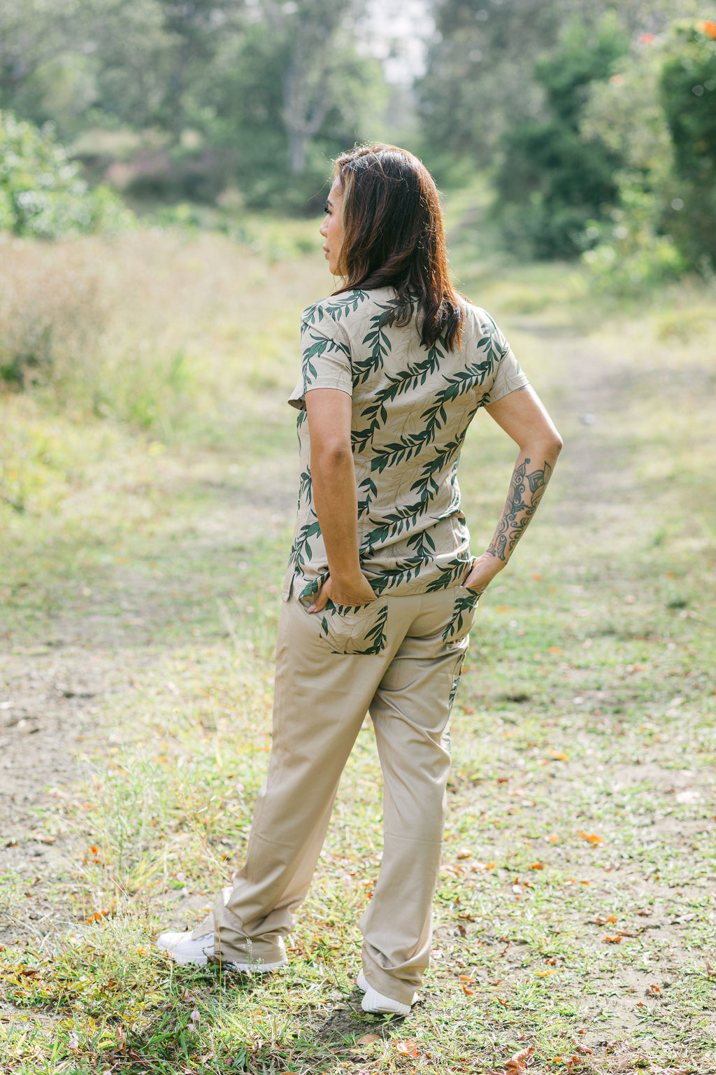 Women's Wide Leg Scrub Pants - 'Iliahi Beige