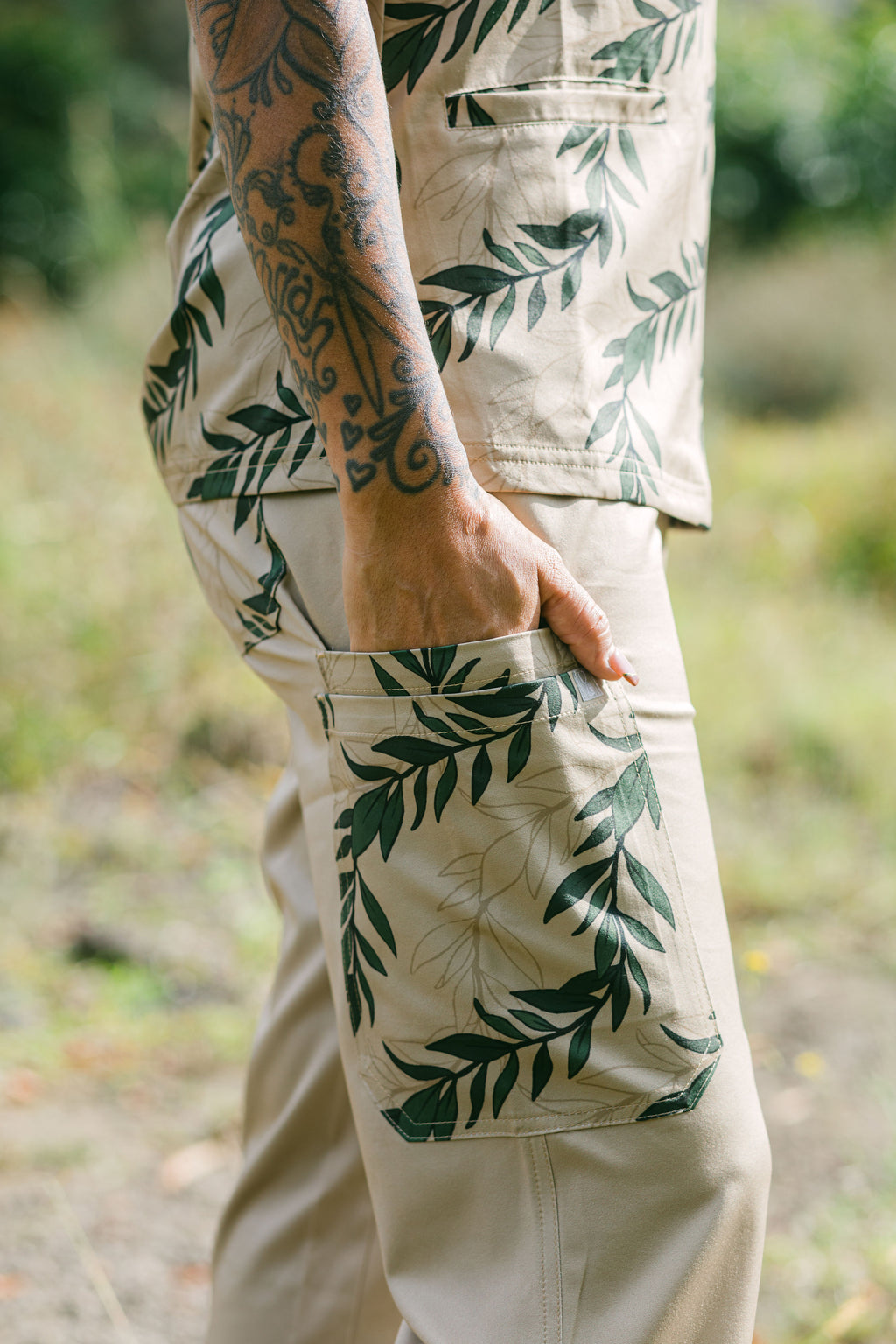 Women's Wide Leg Scrub Pants - 'Iliahi Beige